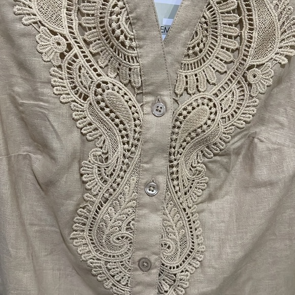 Emily Daniels linen blend sleeveless button down top NWT sizes small & medium - Picture 3 of 10